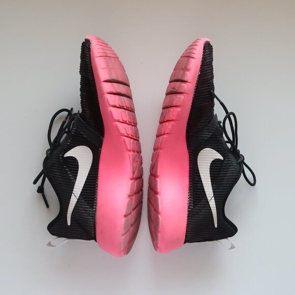 Nike Black Fabric Sneakers With Pink Sole - Picture 6 of 10